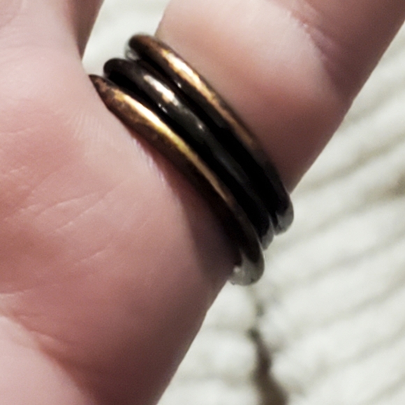 REBECCA MINKOFF Criss cross diamond ring - Picture 4 of 5